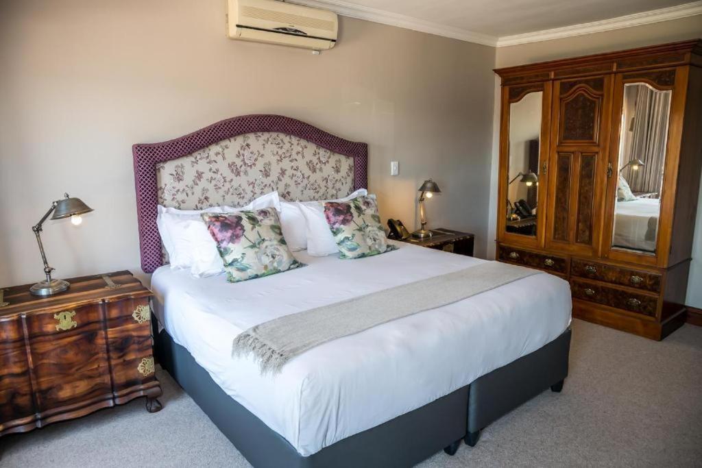 Issaquena Heights Boutique Hotel クニスナ エクステリア 写真