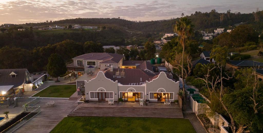 Issaquena Heights Boutique Hotel クニスナ エクステリア 写真